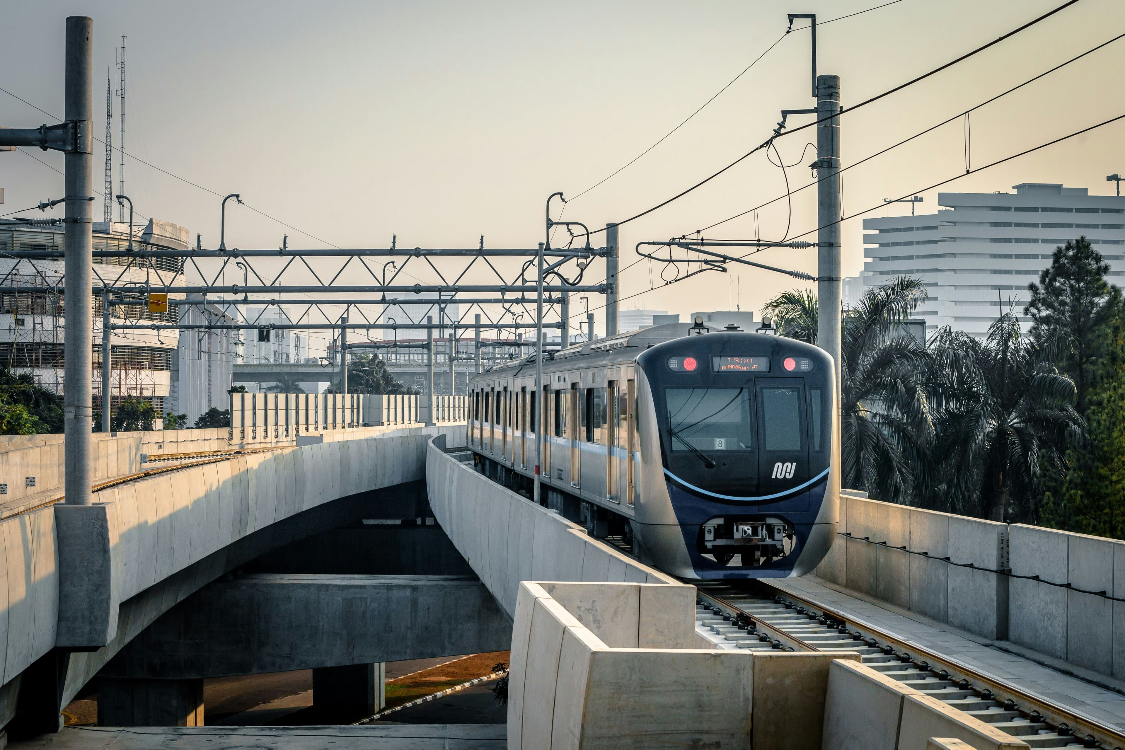 MRT Jakarta Lebih dari Sekadar Moda Transportasi